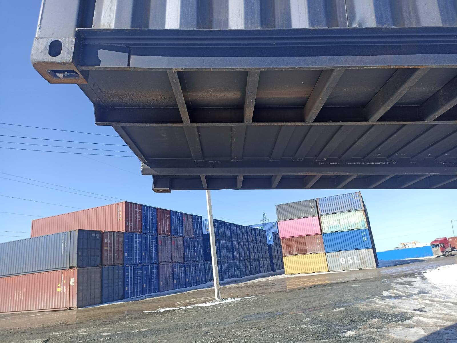 Морской контейнер MZWU2415624